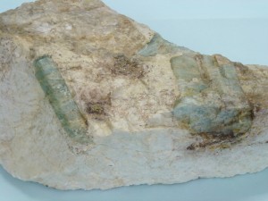 緑柱石(六方晶系)　